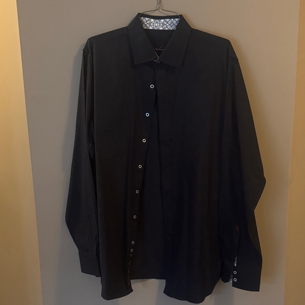 Robert Graham Black Casual Button Down Shirt - Picture 2 of 11